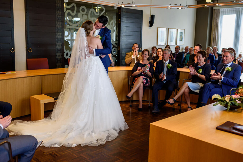 Mark Azcona Kerkelijk huwelijk Someren: Lianne & Mark - Azcona Fotografie